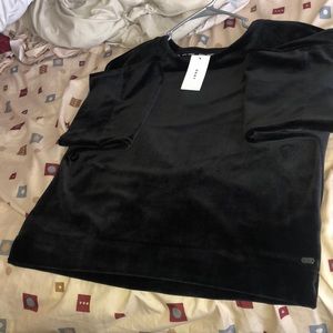 🔥🔥🔥BNWT DKNY Valore sweater